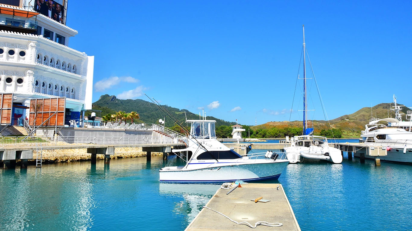 High Z’s Fishing Tour – 34' — panoramic view